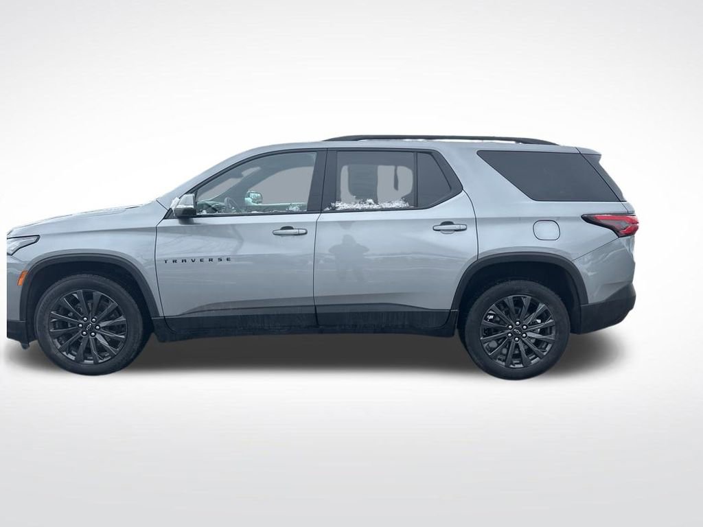 Certified 2023 Chevrolet Traverse RS w/ LPO, Floor Liner Package image 2