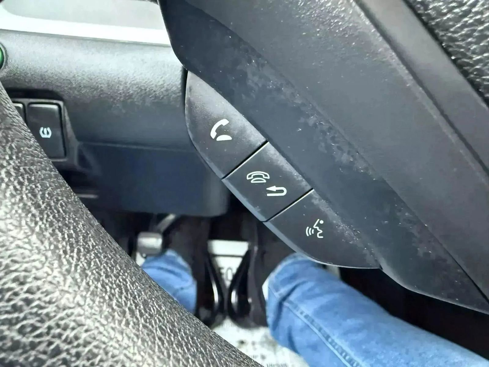 Used 2014 Honda CR-V LX image 23