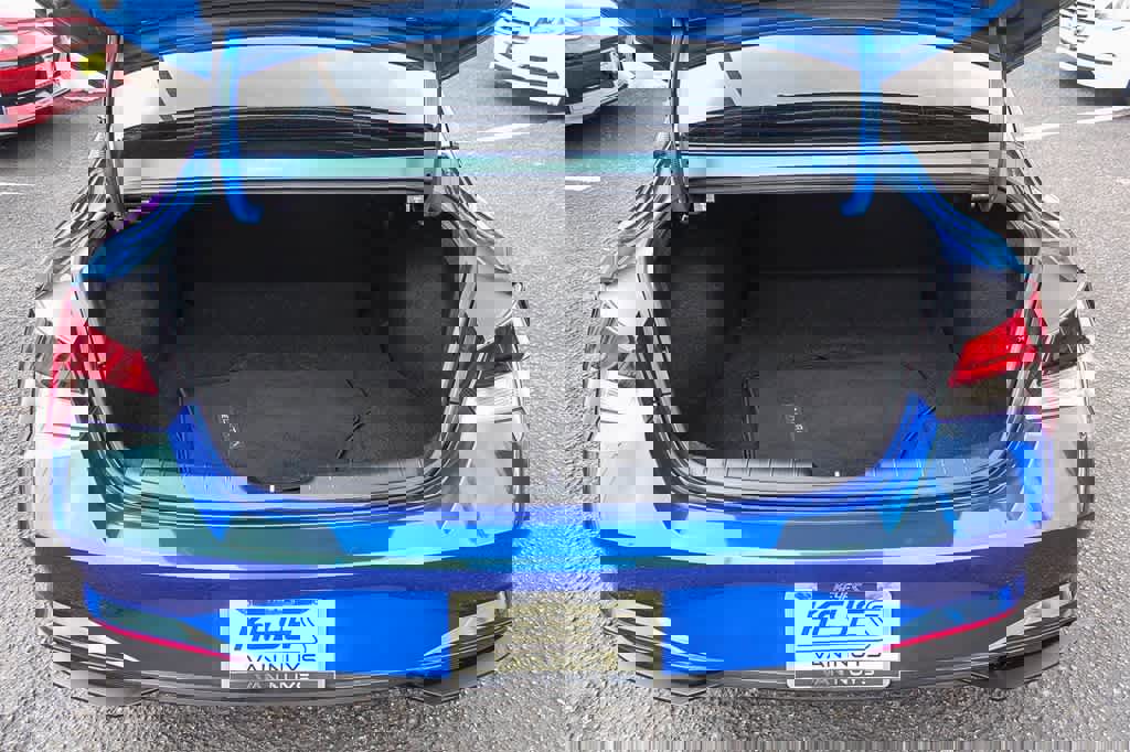 Used 2023 Hyundai Elantra Blue w/ Cargo Package image 38