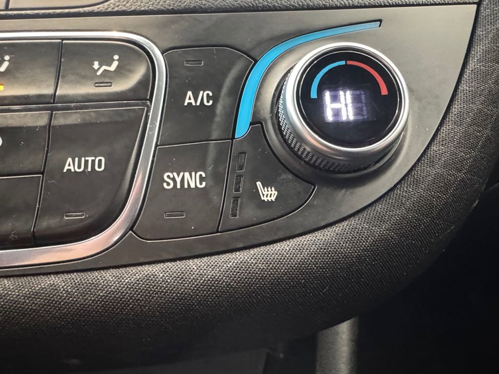 Used 2023 Chevrolet Malibu LT image 29