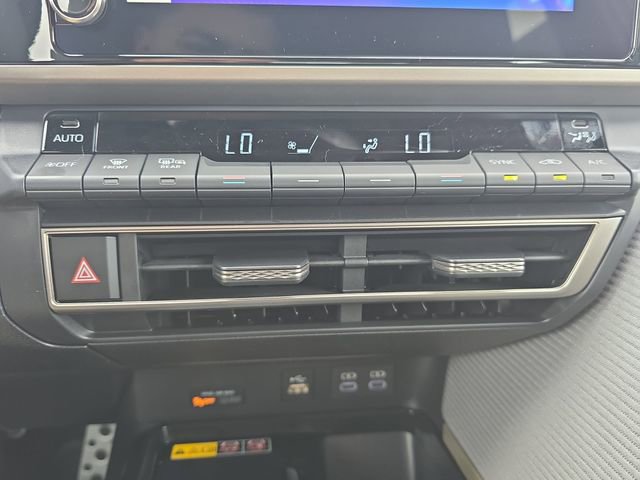 New 2026 Toyota Camry SE image 23