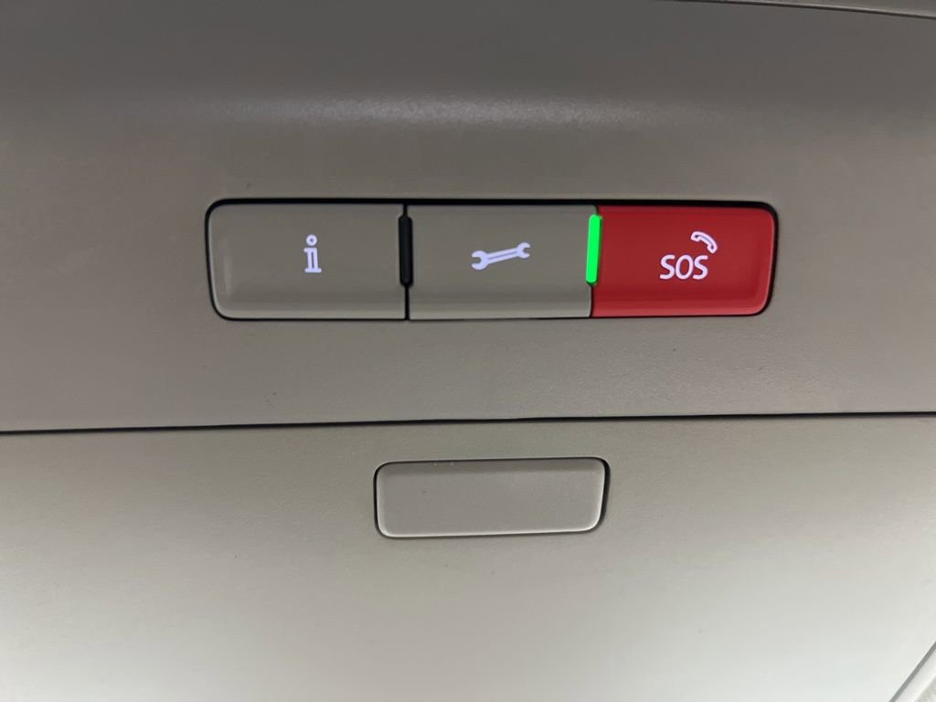 Used 2022 Volkswagen Atlas SE image 45