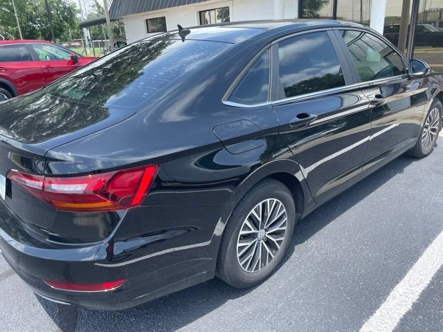 Used 2019 Volkswagen Jetta SE FWD image 4