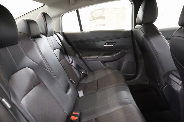 New 2026 Nissan Sentra SR w/ SR Premium Package FWD image 27