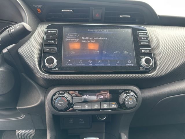 Used 2021 Nissan Kicks SV FWD image 9