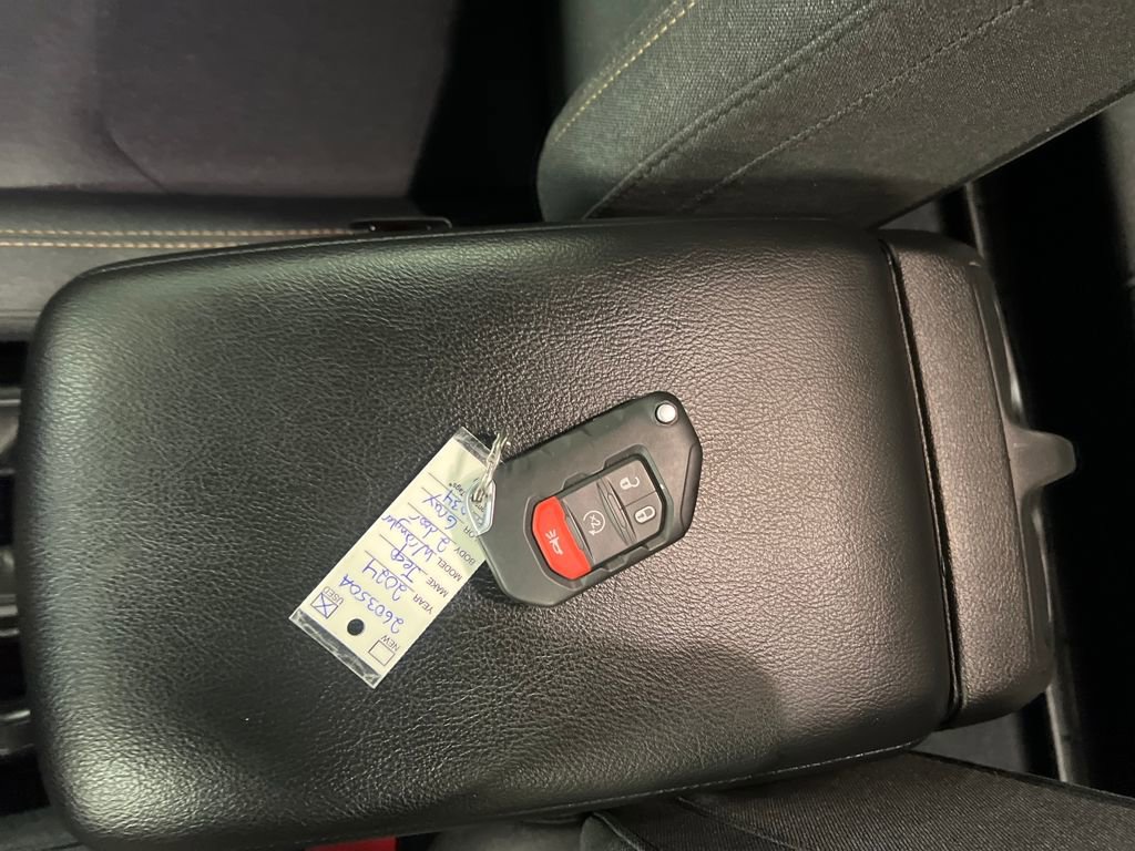 Used 2024 Jeep Wrangler Sport S image 28