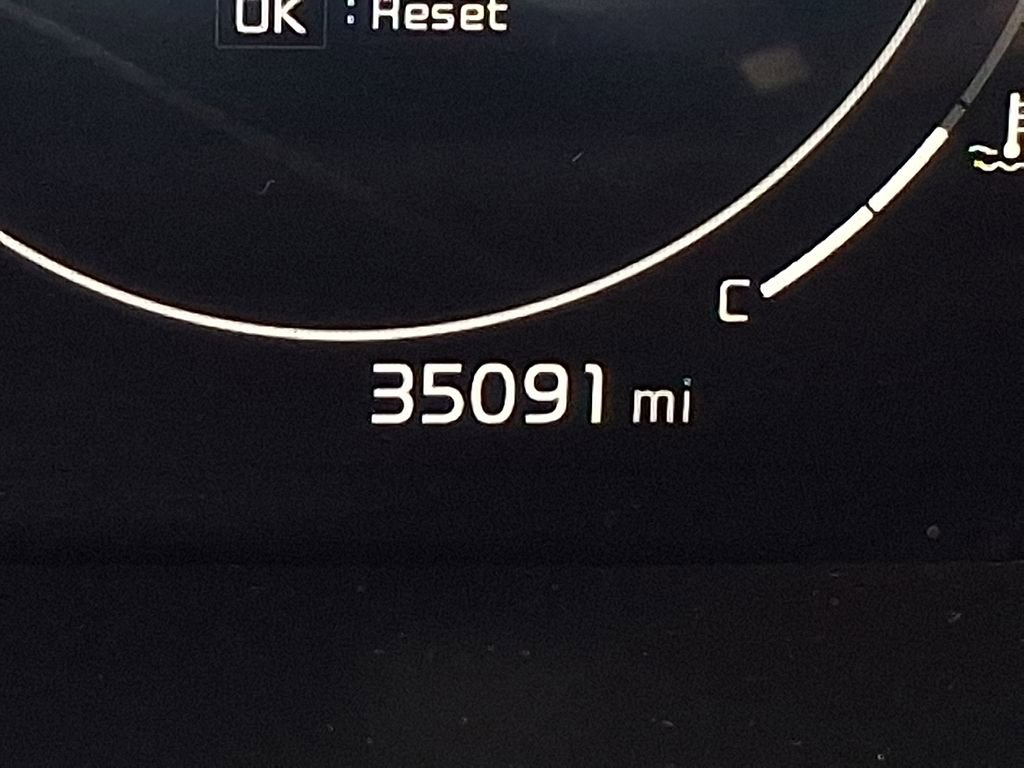 Certified 2023 Kia Sorento SX image 18