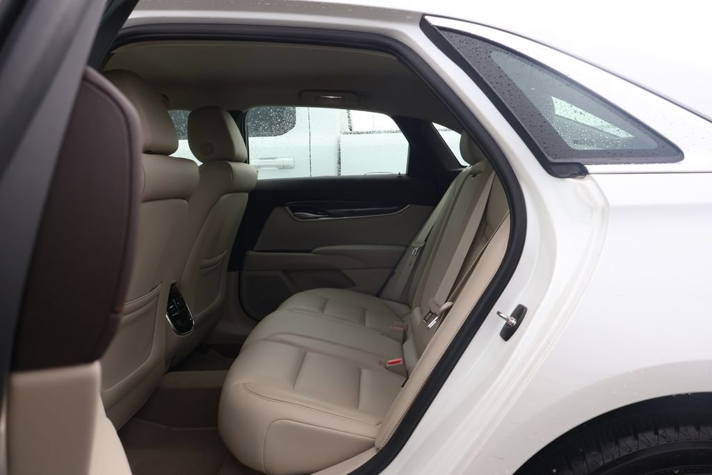 Used 2016 Cadillac XTS Luxury w/ LPO, Protection Package FWD image 31