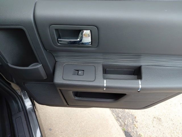 Used 2018 Ford Flex SEL w/ Equipment Group 202A image 31