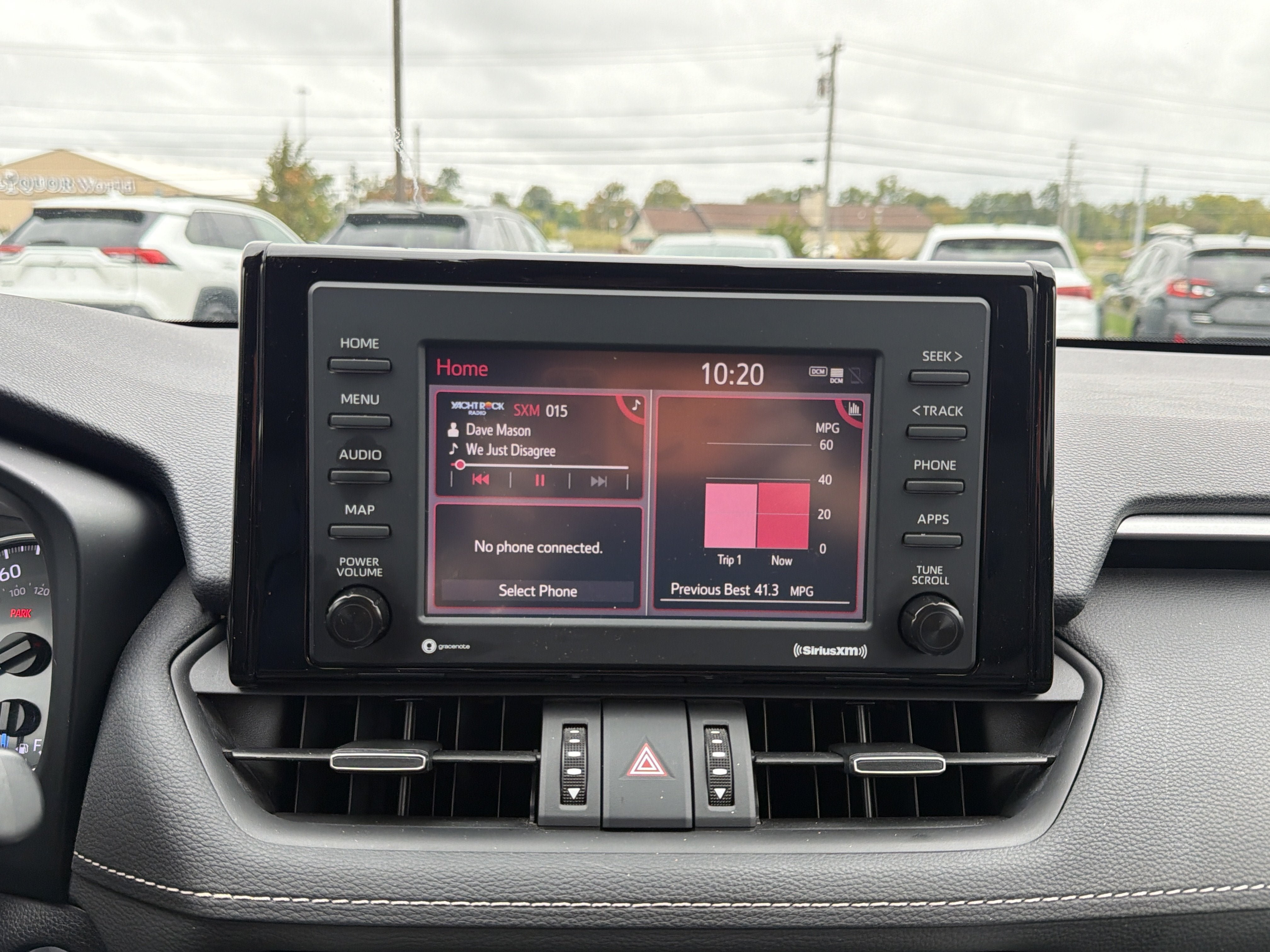 Used 2022 Toyota RAV4 XLE Premium AWD/4WD image 19