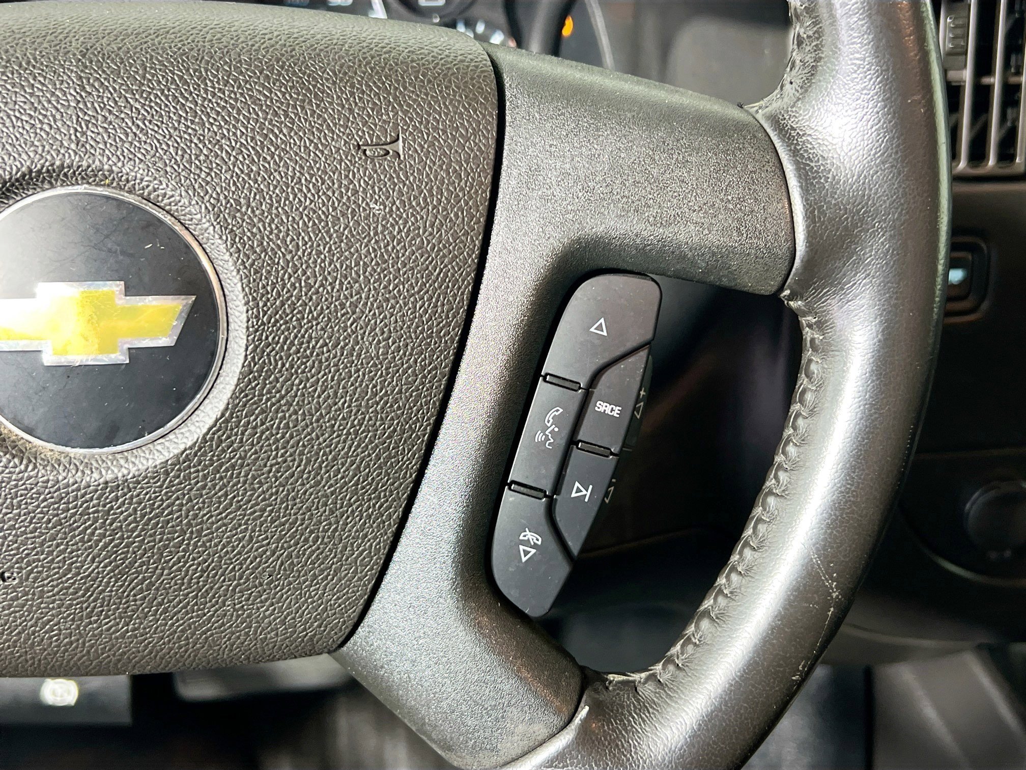 Used 2021 Chevrolet Express 2500 Extended w/ Communications Package image 18