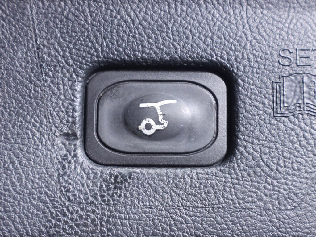 Used 2022 Ford Edge Titanium image 35