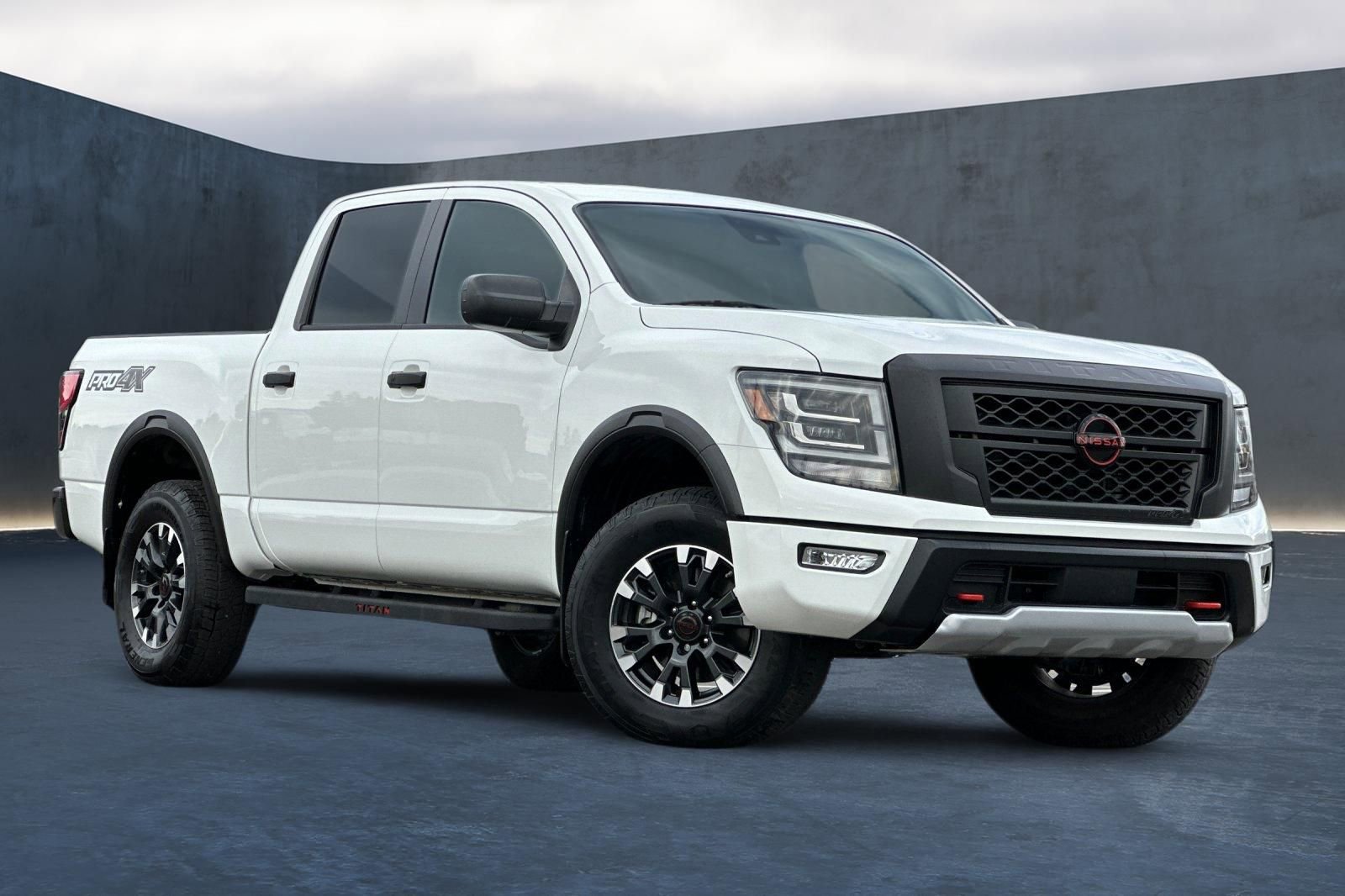 Certified 2024 Nissan Titan PRO-4X w/ Off Road Protection Package image 2