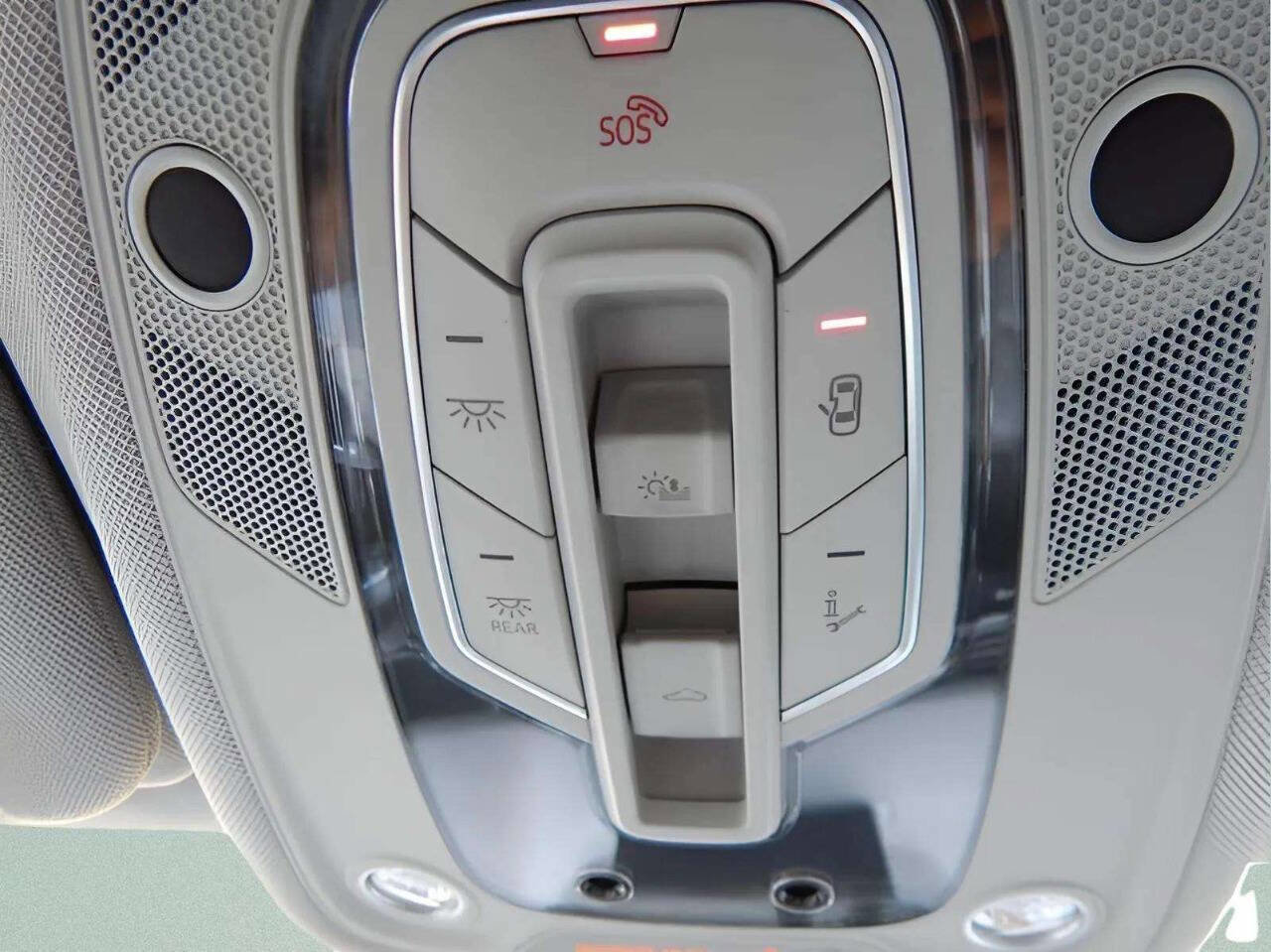 Used 2017 Audi Q7 3.0T Prestige image 42