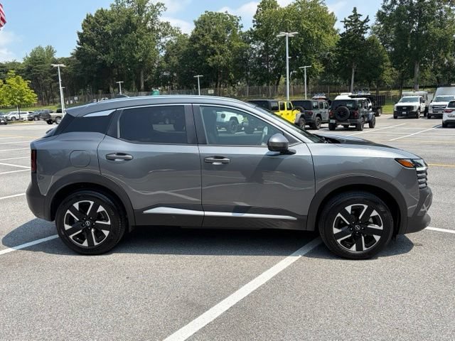 Certified 2025 Nissan Kicks SV w/ SV Premium Package AWD/4WD image 7