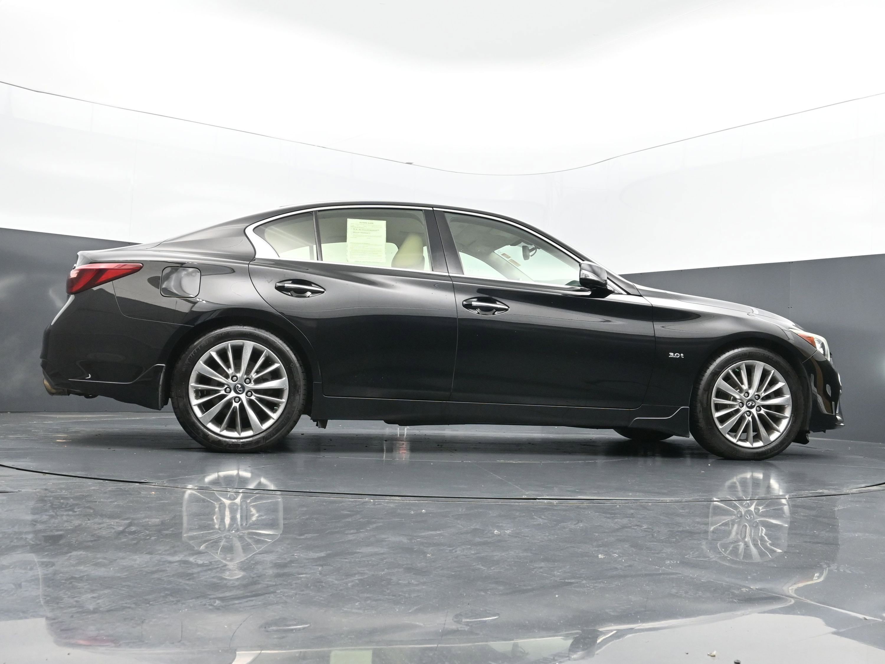Used 2018 INFINITI Q50 Luxe w/ Sensory Package (Luxe) RWD image 40