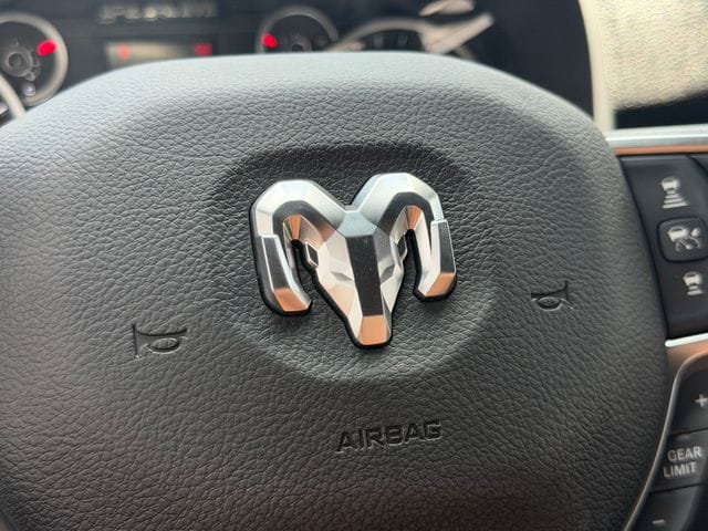 New 2026 RAM 2500 Warlock AWD/4WD image 33