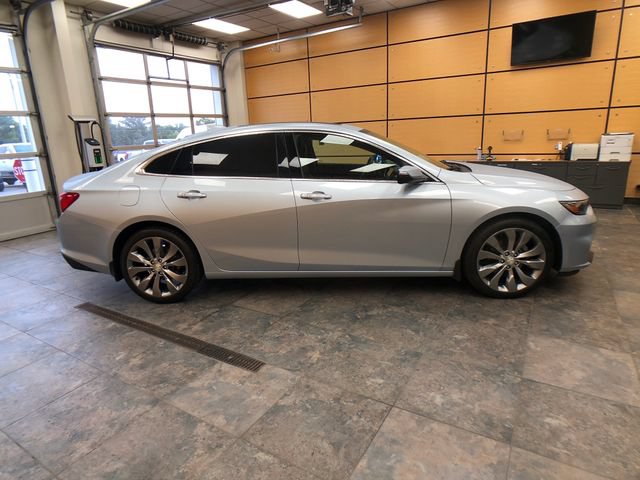 Used 2017 Chevrolet Malibu Premier w/ Premier Sun and Wheel Package FWD image 8