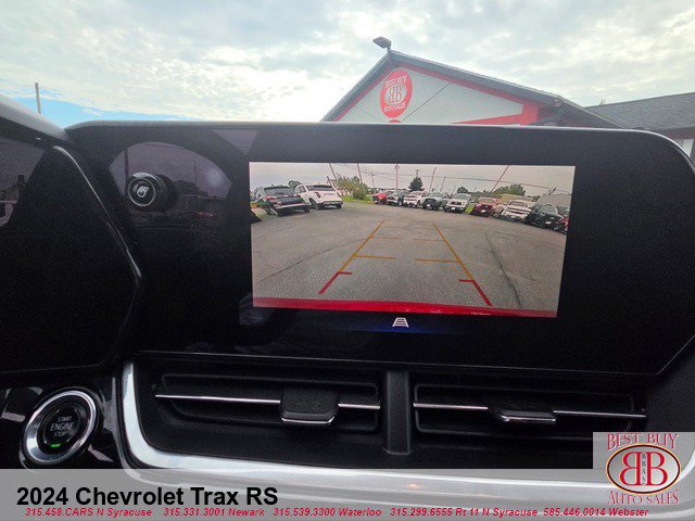 Used 2024 Chevrolet Trax RS w/ Driver Confidence Package FWD image 17