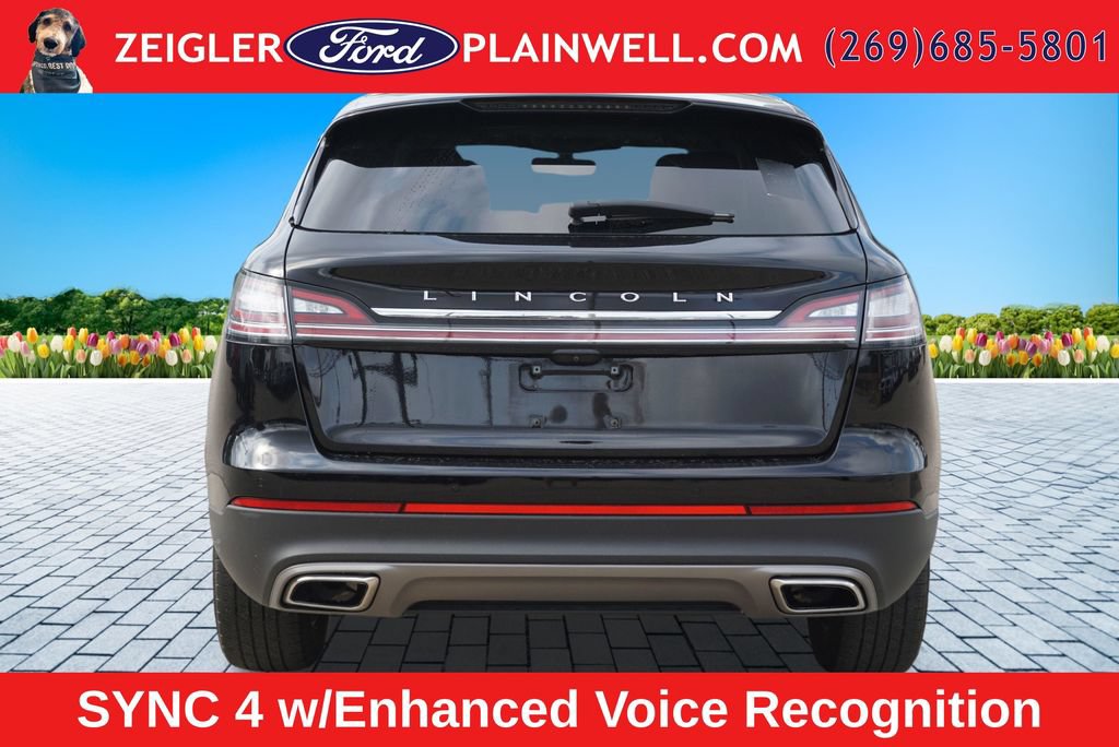 Used 2022 Lincoln Nautilus AWD w/ Premium Package image 4