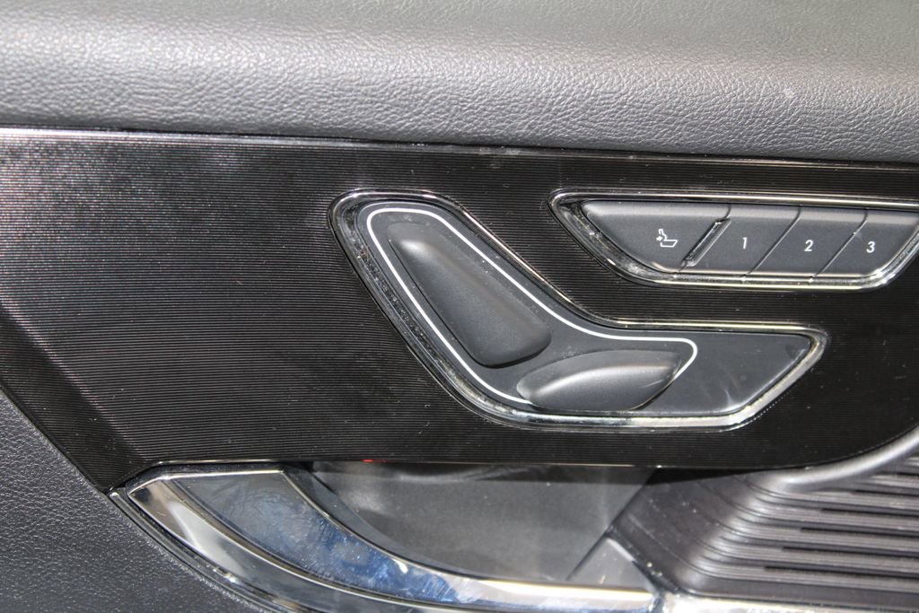 Used 2022 Lincoln Corsair Reserve w/ Equipment Group 201A image 22