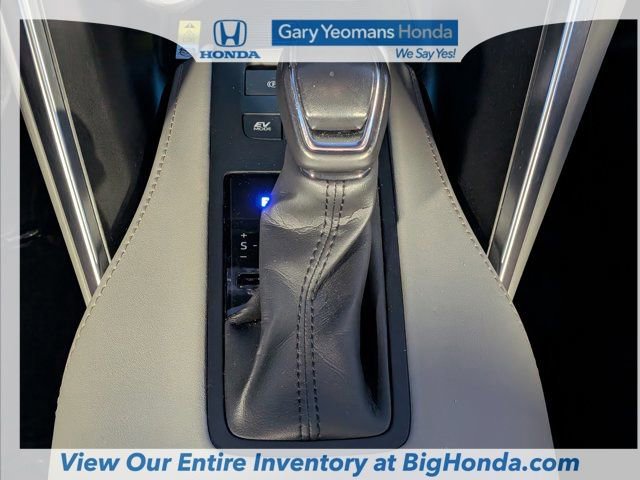 Used 2021 Toyota Venza LE AWD/4WD image 23