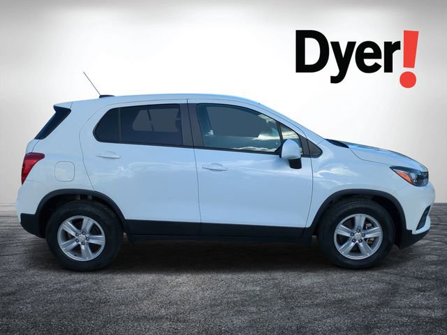 Certified 2022 Chevrolet Trax LS w/ Tint and Cruise Package image 2