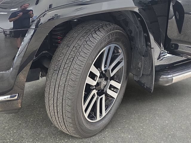 Certified 2024 Toyota 4Runner Limited AWD/4WD image 29