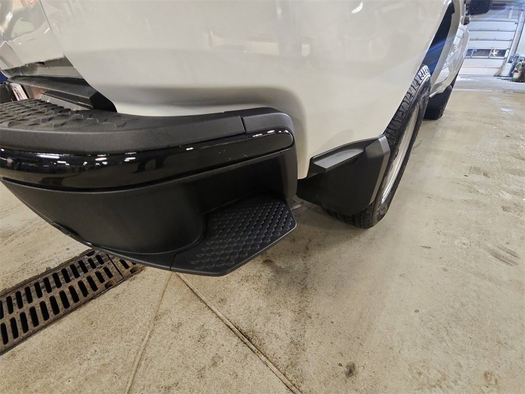 Certified 2025 Chevrolet Colorado W/T w/ Advanced Trailering Package image 33