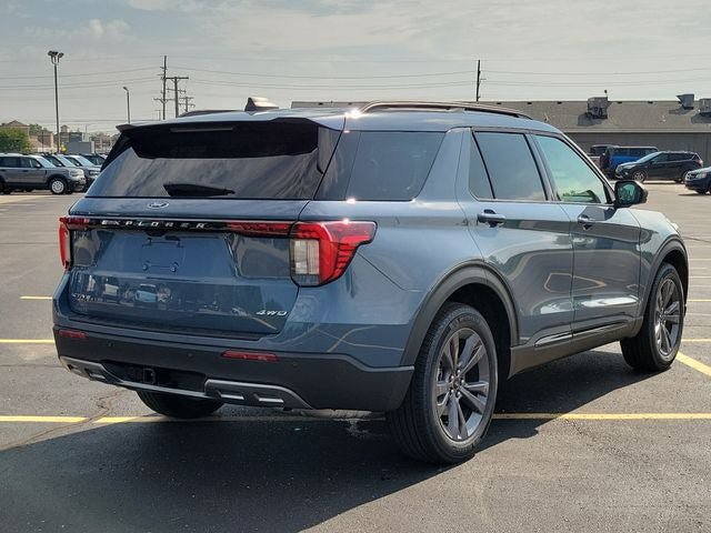 New 2026 Ford Explorer Active w/ Active Comfort Package AWD/4WD image 4