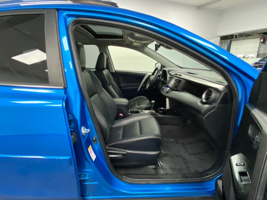 Used 2017 Toyota RAV4 Limited w/ Advanced Technology Package image 23