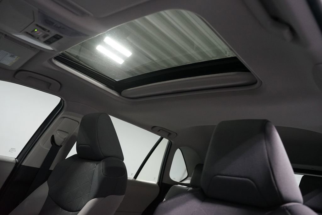 Certified 2022 Toyota RAV4 XLE w/ Convenience Package image 33