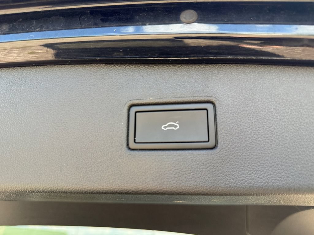 Used 2024 Volkswagen Tiguan Wolfsburg Edition AWD/4WD image 46