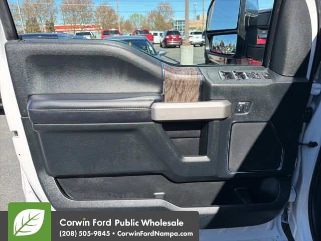 Used 2018 Ford F250 Lariat image 14