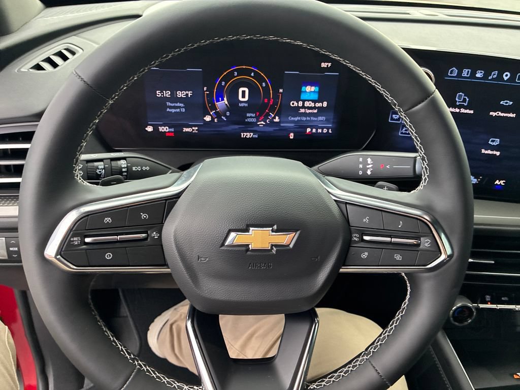 Used 2025 Chevrolet Traverse LT w/ LPO, Floor Liner Package AWD/4WD image 13
