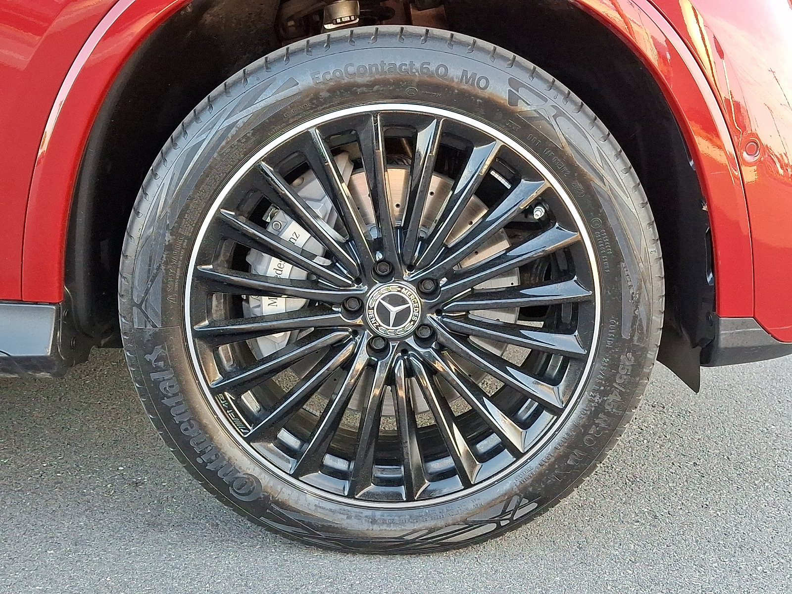 Used 2024 Mercedes-Benz GLC 300 4MATIC image 8