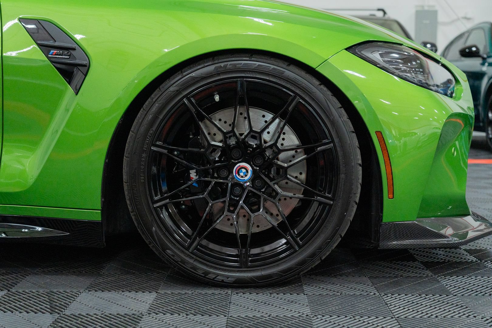 Used 2023 BMW M4 xDrive Competition AWD/4WD image 18