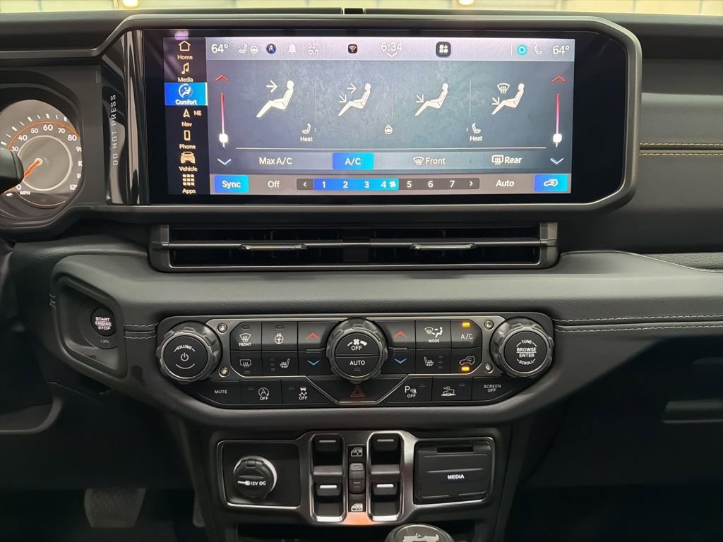 New 2026 Jeep Wrangler Unlimited Sahara AWD/4WD image 40