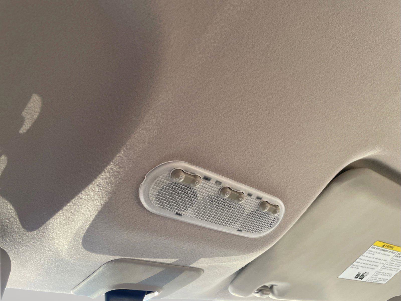 Used 2013 Nissan Cube 1.8 S image 25