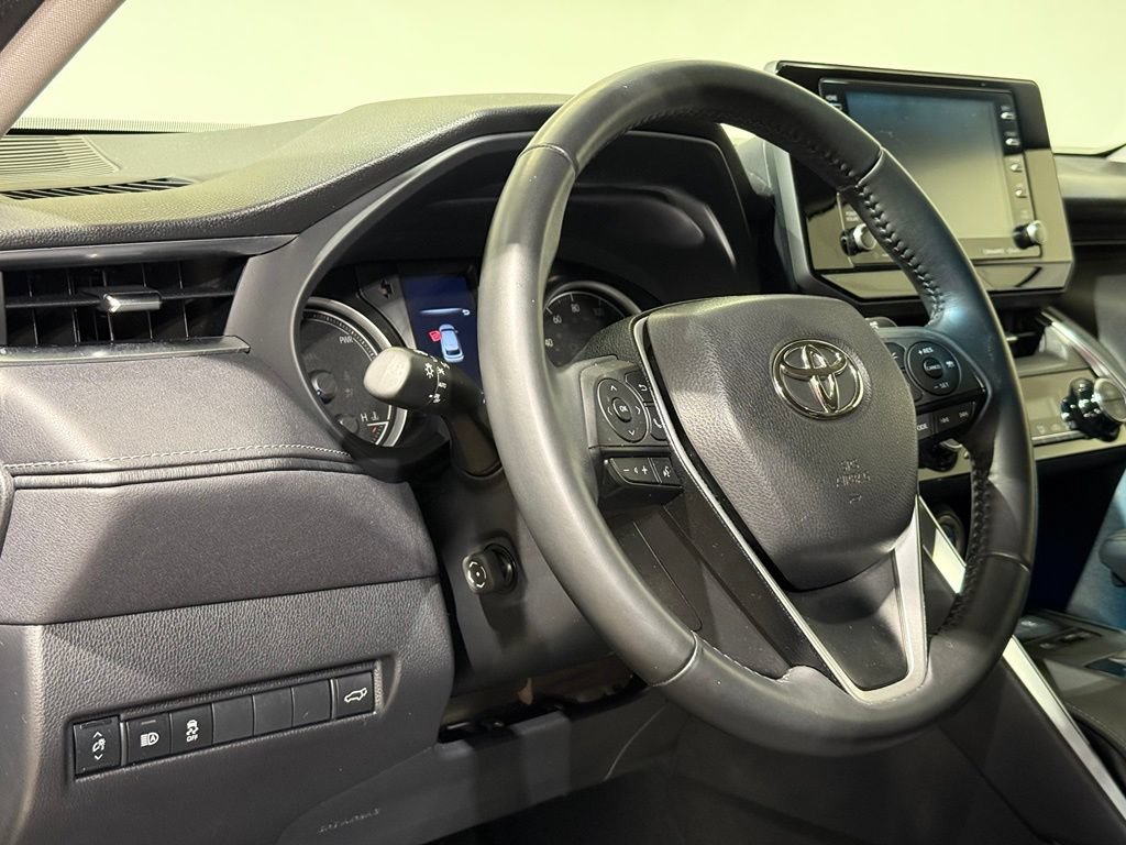 Certified 2021 Toyota Venza LE AWD/4WD image 17