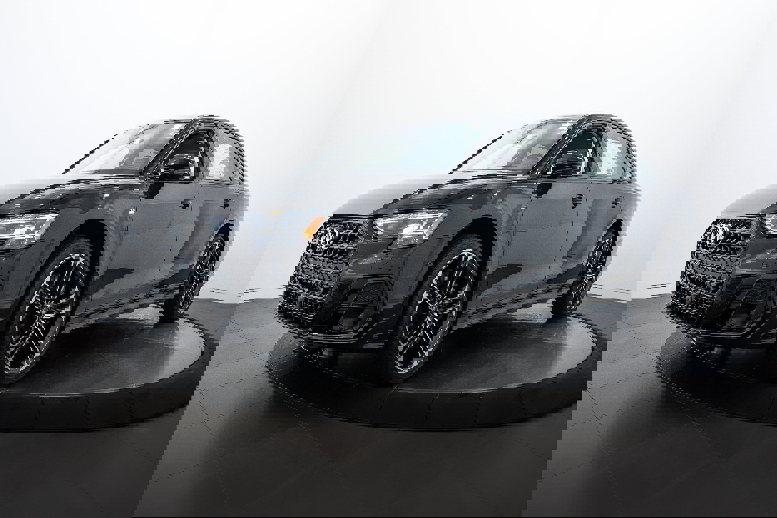 New 2025 Audi A8 L 3.0T image 6