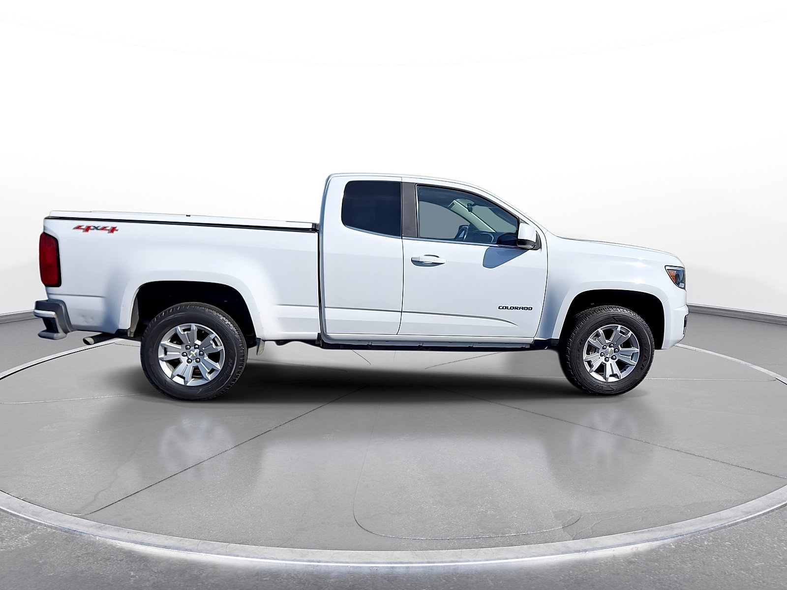 Used 2020 Chevrolet Colorado LT w/ Safety Package AWD/4WD image 9