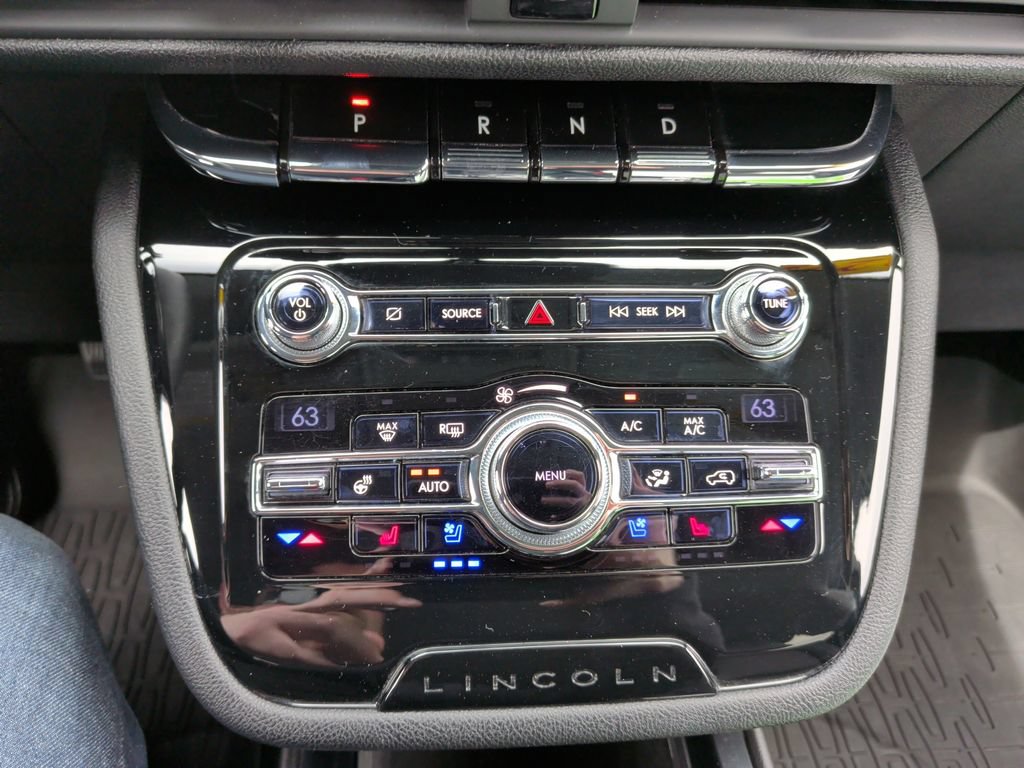 Used 2020 Lincoln Corsair Reserve w/ Equipment Group 201A AWD/4WD image 20