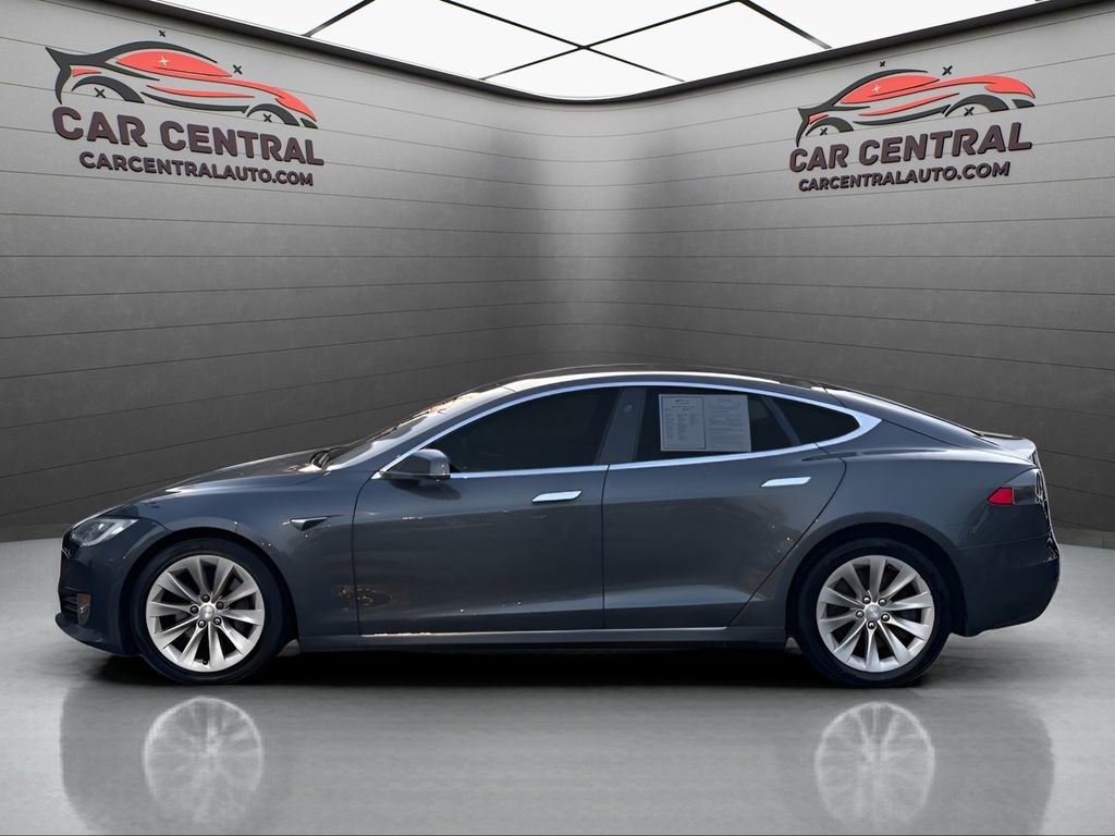 Used 2017 Tesla Model S 90D image 2