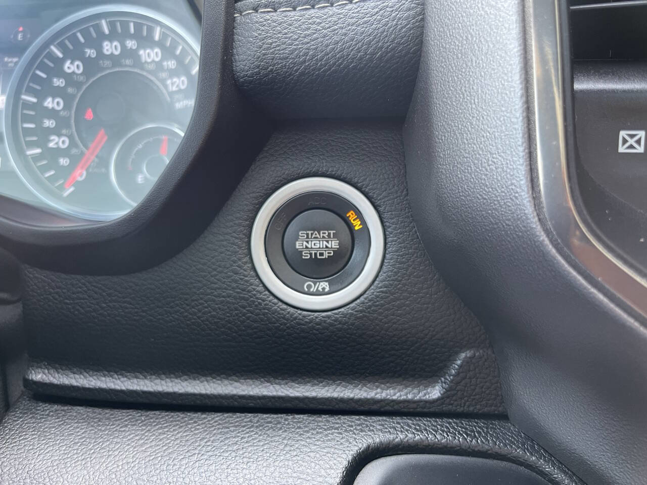 Used 2019 RAM 1500 Sport w/ Advanced Safety Group AWD/4WD image 36