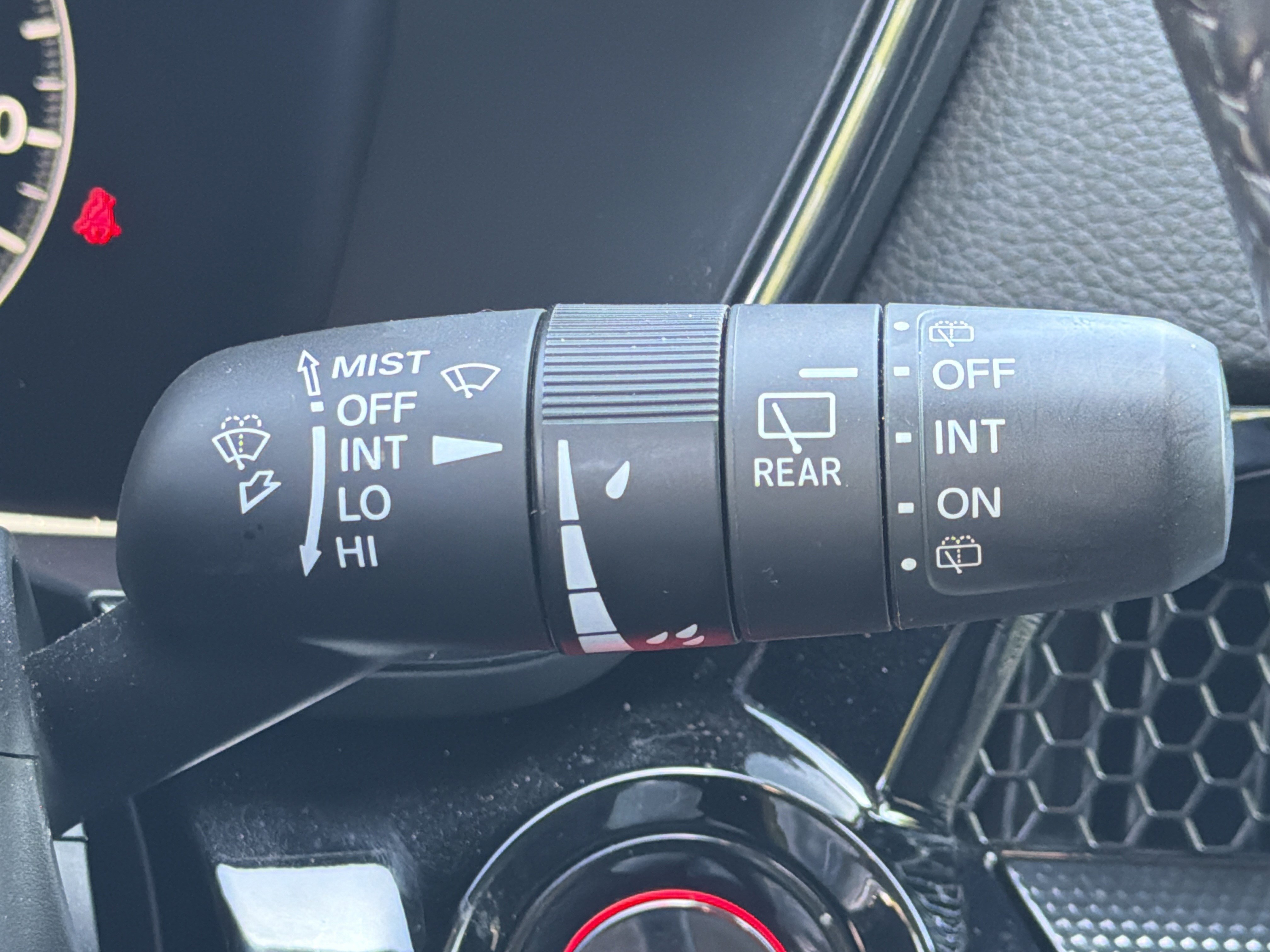 Used 2025 Honda CR-V EX-L image 13