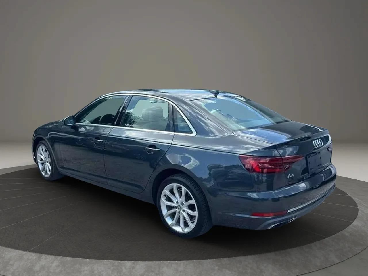 Used 2019 Audi A4 2.0T Premium w/ Convenience Package FWD image 3