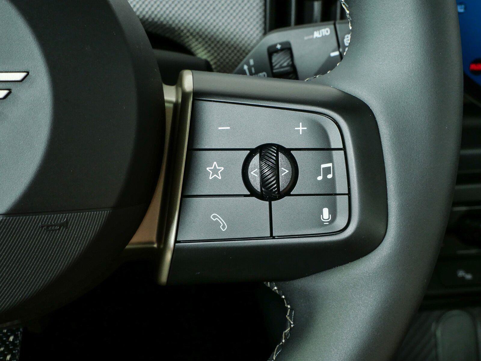 Used 2025 MINI Cooper S FWD image 11