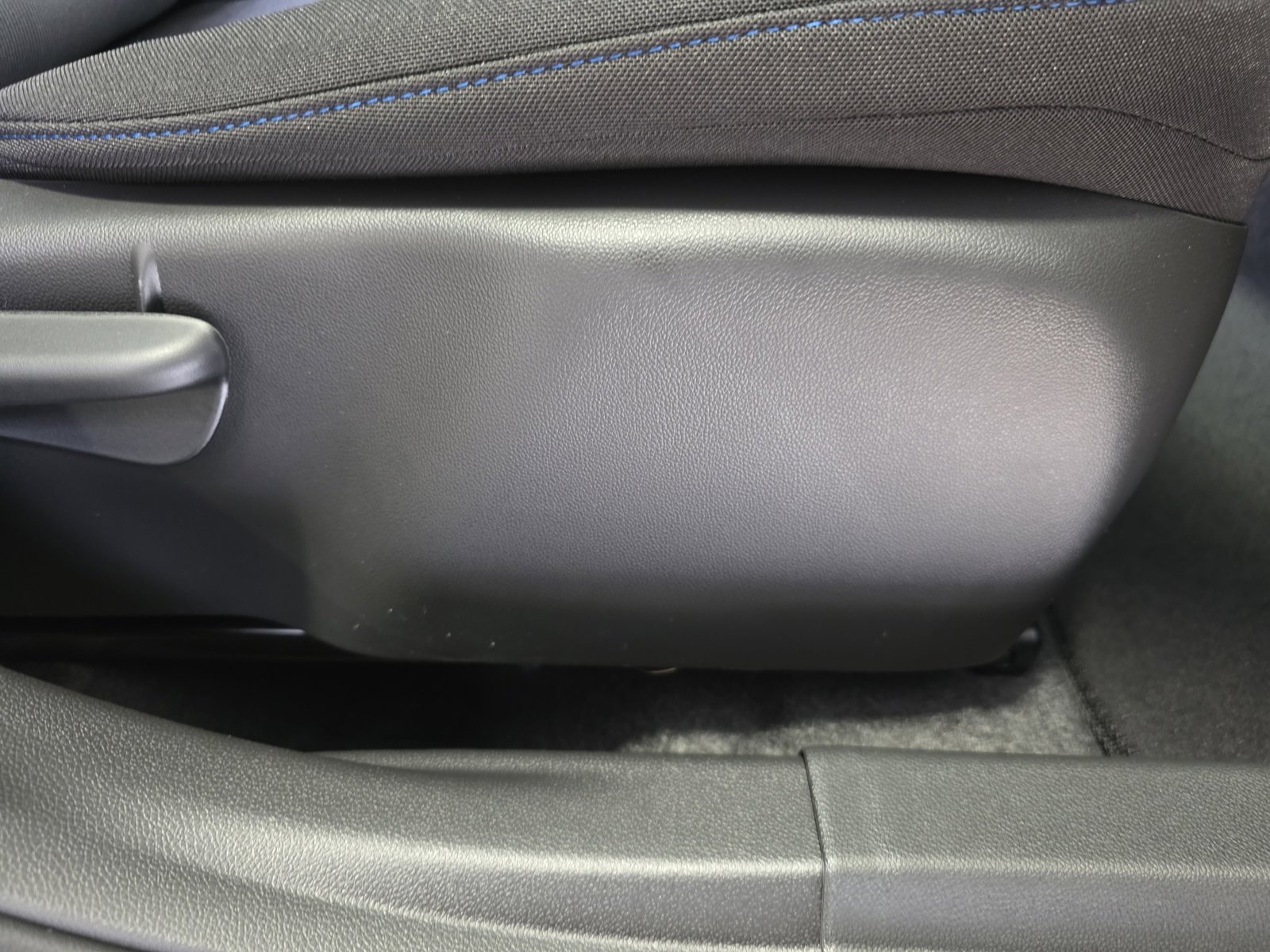 New 2026 Chevrolet Trax LS w/ LS Convenience Package FWD image 36