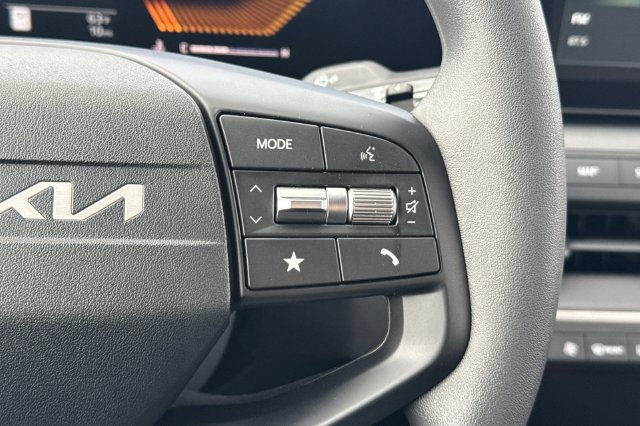 New 2027 Kia K4 FWD image 28